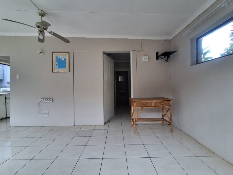 17 Bedroom Property for Sale in Quigney Eastern Cape